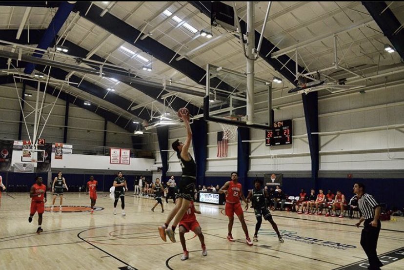 BasketBullhoops's tweet photo. Today was suppose to be the 1st day of the July Live Period so we wanted to give a platform for players to showcase their talents! 

Reply with your highlights, pictures &amp; information ⬇️! #bbullvirtual

👤 First &amp; Last Name
📏 Height
🏫 High School / AAU team
📚 GPA / Test Score https://t.co/u6XGugXQNX