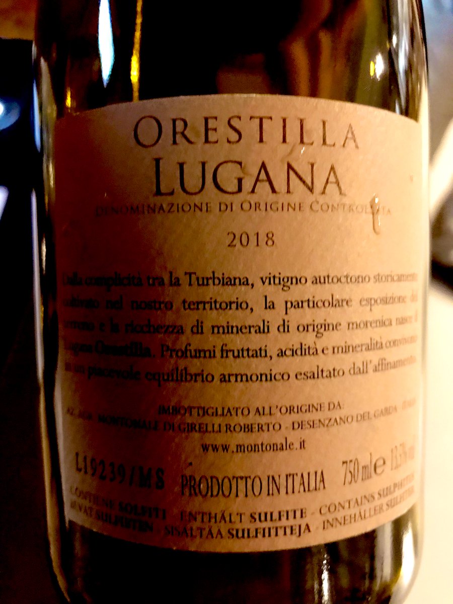 Sorsi di Lugana, quattro cantine a confronto.
And the winner is:
Lugana Orestilla Montonale 2018.
Grandissima eleganza ed equilibrio, fiori bianchi, sapido, minerale, lunghissimo.