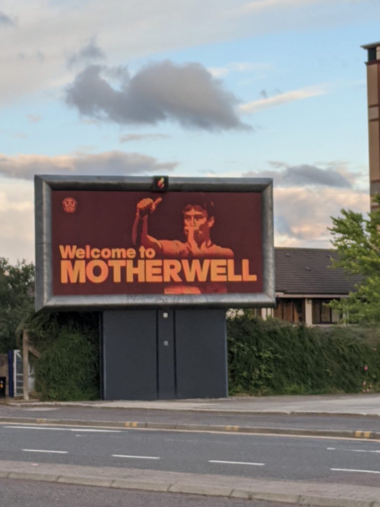 derekwatson89's tweet photo. Welcome back Chris Long! 

Going by the billboard outside The Electric Bar... @MotherwellFC https://t.co/hIh7pCFTc9