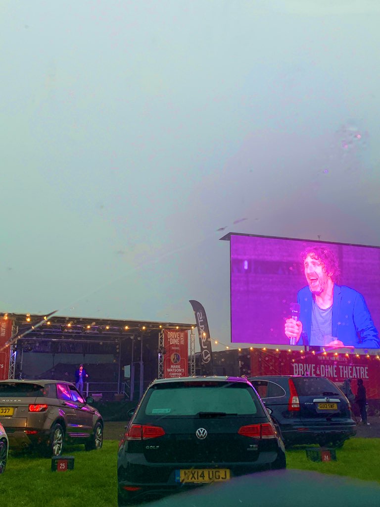 mattymedlyn's tweet photo. It’s a big @watsoncomedian, and a little one as well, battling the elements to bring us LAUGHS #carpoolcomedy https://t.co/7Taq2AZpLt