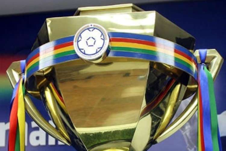 EsportesDP's tweet image. Governo libera e Campeonato Pernambucano volta em 19 de julho, 126 dias após paralisação
bit.ly/2ZeWKqm