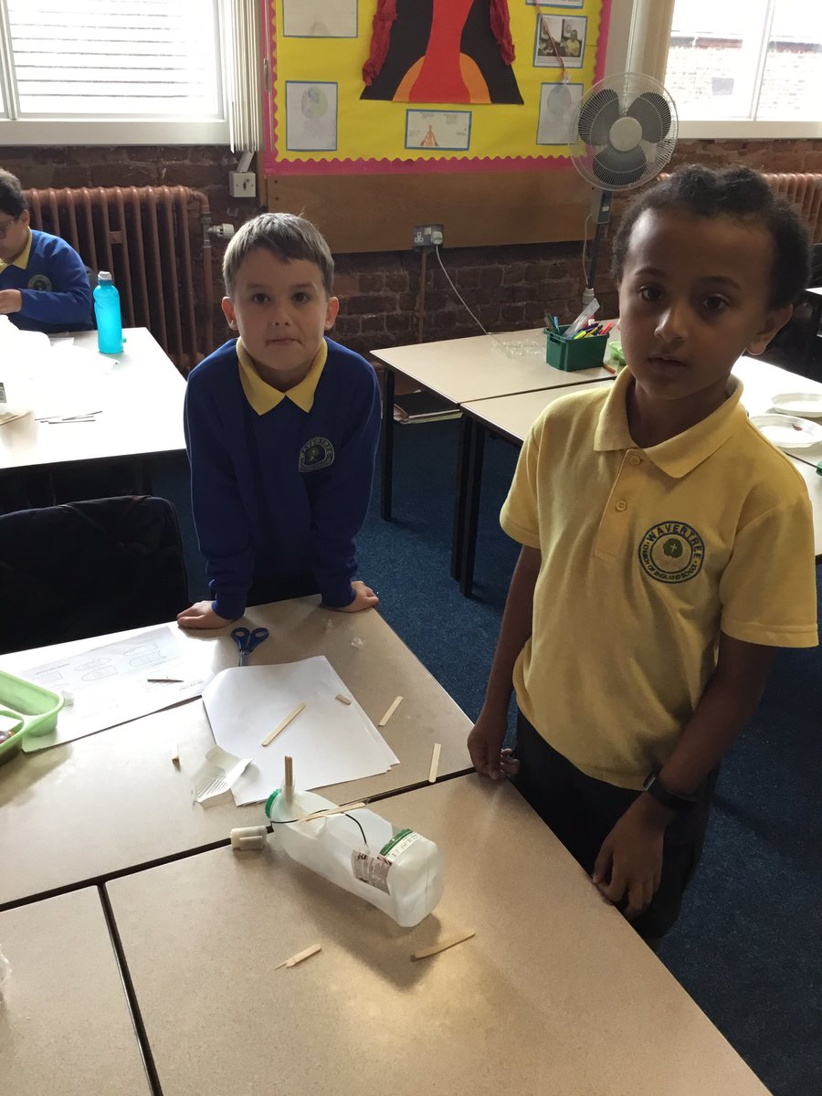 WavertreeCE's tweet photo. Today Y3 took part in the @SmallpeiceTrust Jet Boat Challenge. They had great fun designing, making and testing their boats. 🚤
#EngineeringAtSchool https://t.co/scGTmd2KaA