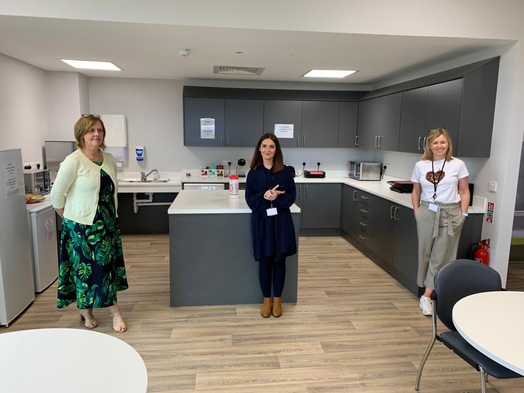 MaryOKellyOT's tweet photo. @HSECHO7 latest Primary Care Centre in #Athy  getting ready to deliver services #Barrowview Medical Centre, #McCauley pharmacy, #primarycare #disabilityservices, #CAMHS, #TUSLA. HSE staff and equipment moving in. 🙏 @deebruce123 , Melissa, Damien &amp; all @HBSEstatesCOH @dempsec2 https://t.co/B3wy8ViprC