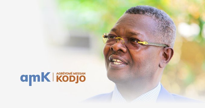KNLangueh's tweet photo. #Togo: #Alerte #Alerte!!!
Le #President democratiquement élu du #TOGO son Excellence #Agbeyome #Messan #KODJO serait une cible d’#assassinat #programmé. Actuellement à l’#abri en #lieu #sûr.
@EmmanuelMacron @JeanCASTEX @CohenOnAfrica @JustinTrudeau @USEmbassyLome @RFI @AmbUETogo https://t.co/UyQXcX5zv7