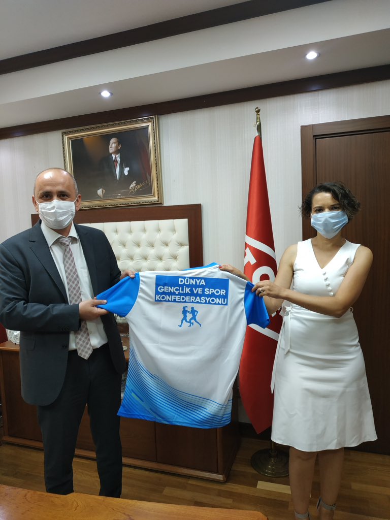 dgskon's tweet photo. @TCSanayi @TSEKurumsal Genel Sekreteri Sn.@aykutkirbas @dgskon @turkeraygunduz AR-GE Proje kurulu Bşk. Sn.Dr.İlkay KILIÇ,yrd. Sn.Aslı BİNGÖL, ve #Kayad https://t.co/YYRNqtDChR.Özgür ŞAHİN, İle birlikte ziyaret ettik.Pandemi günlerimizde çalışmalarımızı istişare ettik👏😷@iletisim https://t.co/2hlzXYXMBj
