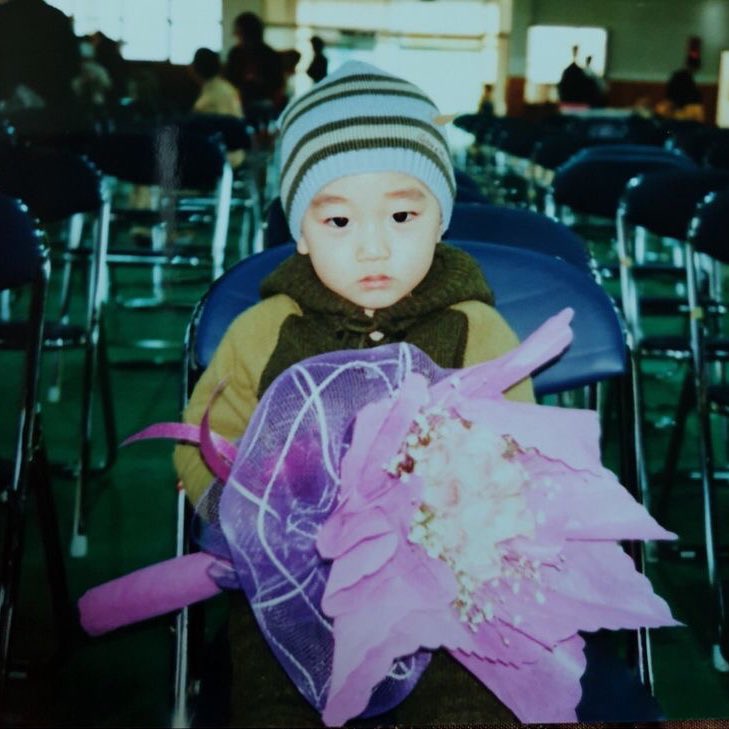 a thread of san but he grows up as you keep scrolling ♡︎