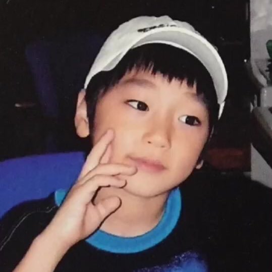 a thread of san but he grows up as you keep scrolling ♡︎