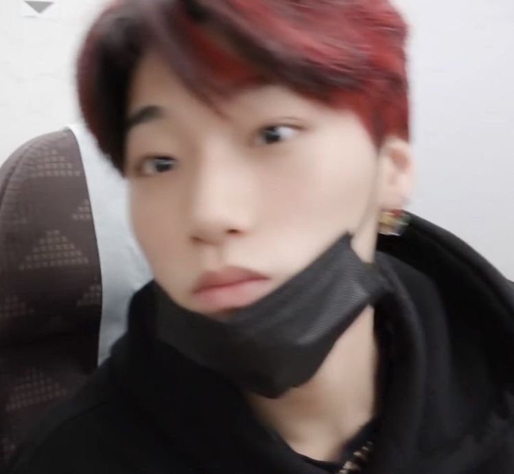 a thread of san but he grows up as you keep scrolling ♡︎