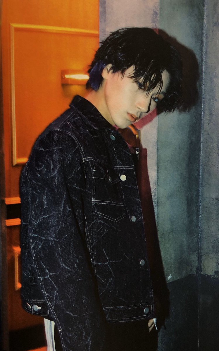 a thread of san but he grows up as you keep scrolling ♡︎