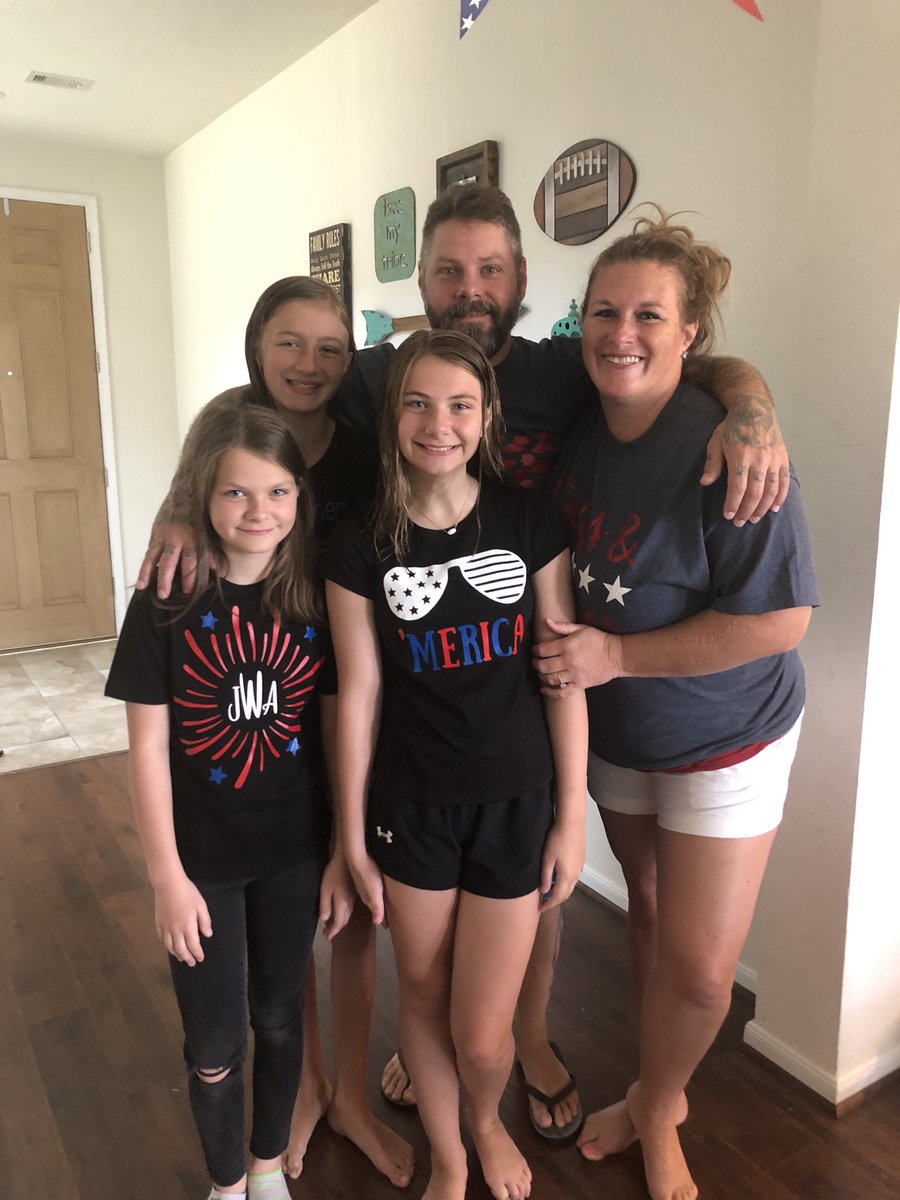 Big #celebrationselfie because I said yes to the dress! Also,#tribeselfie because I love my tribe! #USESummer #StallionsDeserveIt