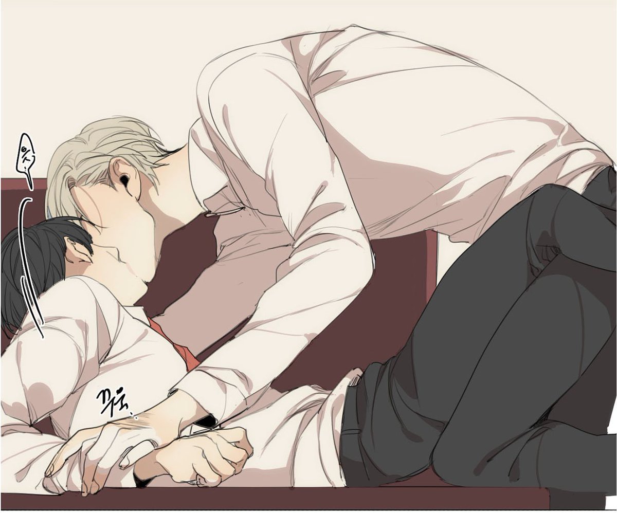 Today's  #BL is, "At the End of the Road" After an accident, Taemin finds himself in the body of a victim of bullying. He starts standing up for himself and meets an old friend from the past, who sees it's him.I love it, It's on Lezhin! ╥^╥ #Manhwa  #Great