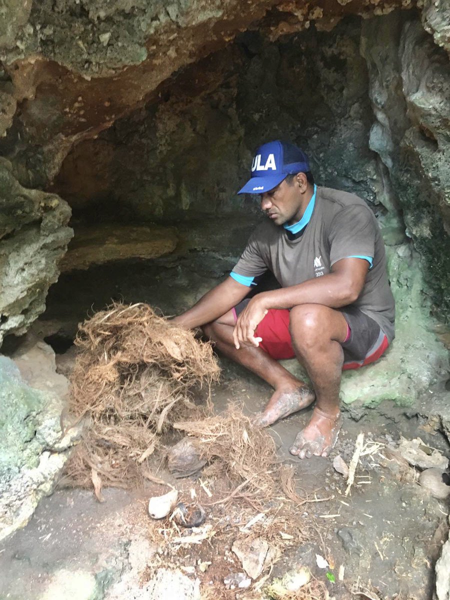 uspimr's tweet photo. Fact #Friday
Birgus latro  = scientific name for #coconutcrabs
Ugavule = Vosa Vakaviti
our colleagues @andrewfiji @epeli @TukanaMax  officials are in #Lau, #Fiji examining this local delicacy to see how they can be better managed at community level with @UniSouthPacific #PEUMP https://t.co/q8cLlDwyq2