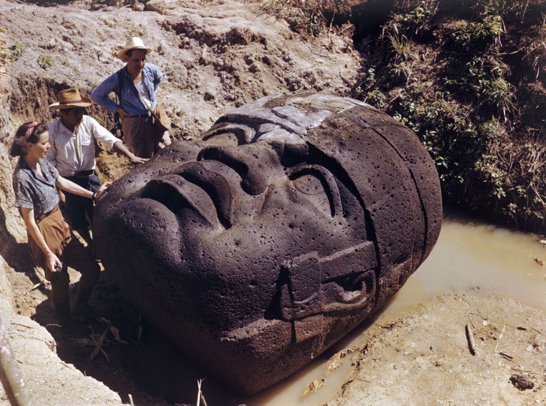 #88: Olmecs (Part 2)African skulls had been found in Cerro de las Measa, Monte Alban and Talatilco. The skeletal evidence shows that no more than 500 Africans were in the Olmec world but a significant number of their skeletons were found buried in royal graves.