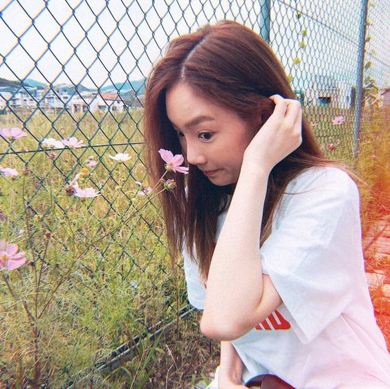 ttaey_'s tweet photo. @cchngxiao /look at you/? https://t.co/LQnXMFynXK