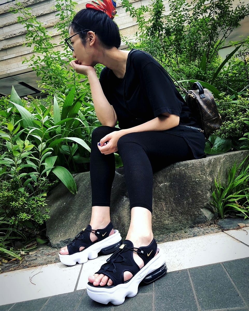 【ましたが】 NIKE - Nike エアマックス ココの通販 by ayaka.sumida's shop｜ナイキならラクマ ましたが