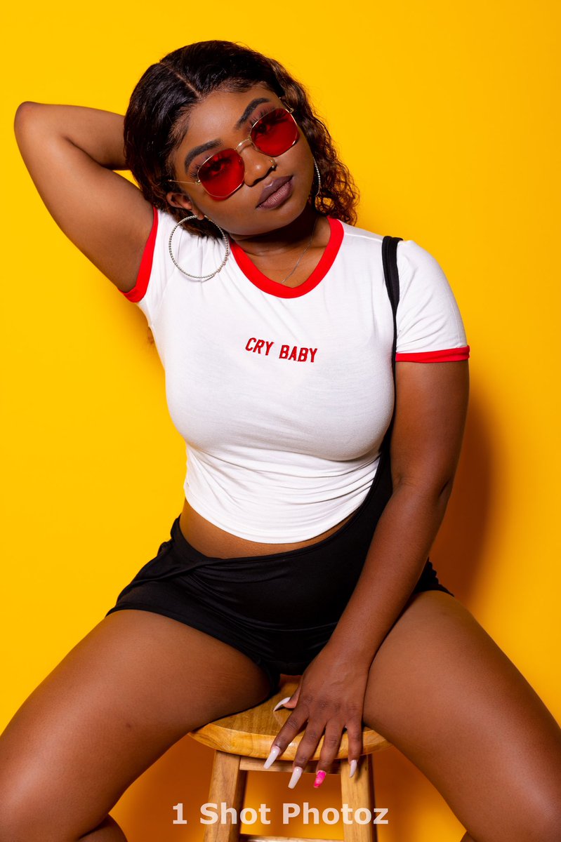 1_ShotPhotoz's tweet photo. @Lovereese___ for 1 ShotPhotoz 🔥#photography #ChicagoBased #ShutterLife #StreetPhotography #ModernNotoriety #letswork #art #pursuitofportraits #Fstop #LongExposure #HighSnobiety #35mm #shotz_fired #500px #ChicagoPortraits #1ShotPhotoz #Editorial #CollectiveTrend #VSCOCam https://t.co/cZnSwlvb6Z