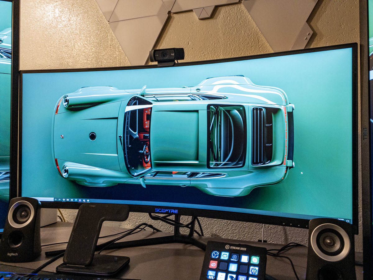 vipstylecars's tweet image. Say no more! Tough to get a good photo of the logo with the mirror finish! #Sceptredisplay