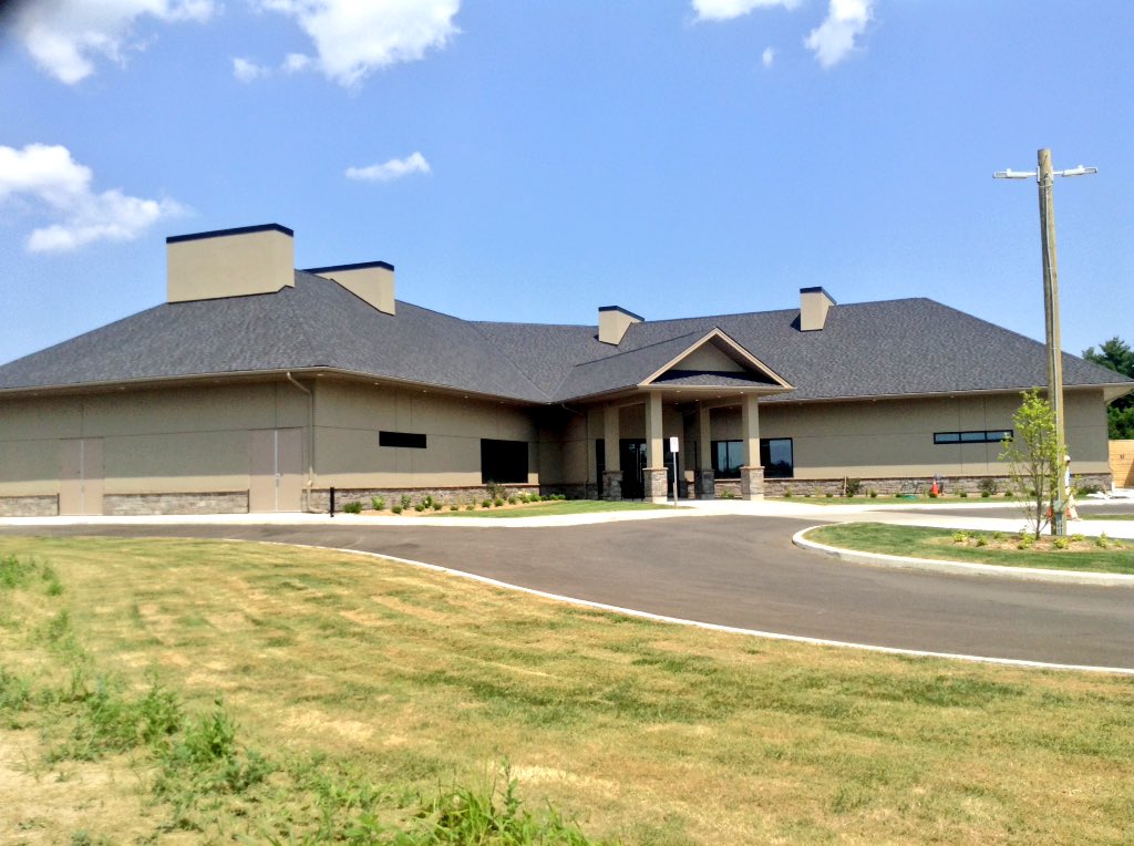 YoungerGolf's tweet photo. Eye opening visit to #Brantford, ONT Walter Gretzky Municipal GC today. Place operates/feels like a working class private club but is wide open for public players. Shiny new $4 million clubhouse is a game changer. Impressive investment on multiple business fronts. https://t.co/0RRkJsV9lF