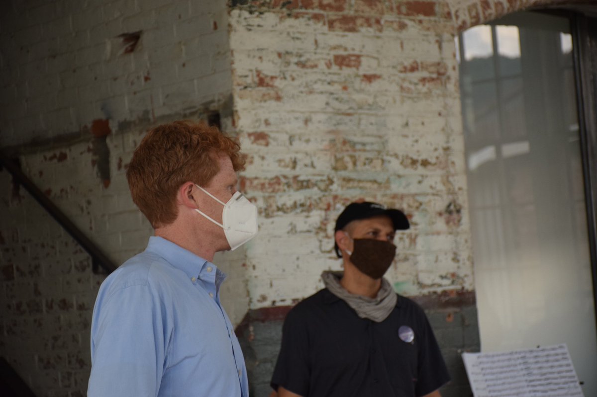 GroundworkProj's tweet photo. Greylock WORKS has been a hub for innovation in North Adams. The tour of the space, and all the ideas and input for the Jobs and Justice Initiative, was fantastic. Look forward to being back soon. https://t.co/xPjP7X7Eg0