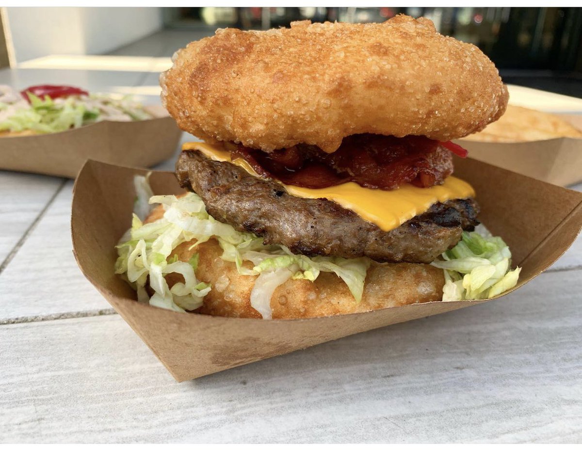 OffTheRezTruck's tweet photo. FRIDAY! Find our food truck out tomorrow Fri 7/10 @stoupbrewing in Ballard from 4-8pm! Hope to see you there 🤩
#offtherez #frybread #indiantacos #handmade #scratchmade #seattlestreetfood #streetfood #seattlefoodtruck #foodtruck #indigenousfood https://t.co/4uUQC2VVut