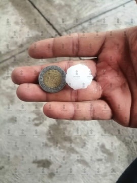 JCarlos_Valerio's tweet photo. De este tamaño cayeron los granizos en San Miguel Tenancingo #Tlaxcala https://t.co/dwg5PyYnd8