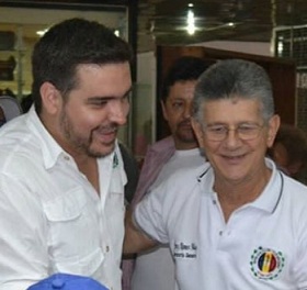 CarluchoOJEDA's tweet photo. El muchacho de Caricuao tiene ahora un extenso curriculum formacional. Anhela a sus amigos y familiares en el exilio-Y lucha por ellos. De estudiante y coordinador juvenil en Caracas a la Secretaria Juvenil Nacional. IVLEV SILVA. Estudiante, político y Diputado #HistoriaDeUnAdeco https://t.co/eFSedpZ299