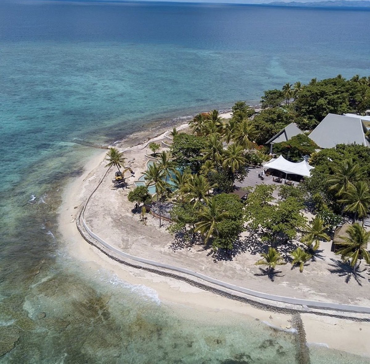treasure_fiji's tweet photo. Flash back...what do you miss being on Treasure Island? Can you remember the first time you enjoyed your holiday here?! 😄
Happy Friday everyone! 
#treasureislandfiji https://t.co/y56UI66Txl
