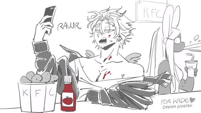 @kadeart A bird of prey in KFC ? (reposting bc I forgot his majestic wings) 