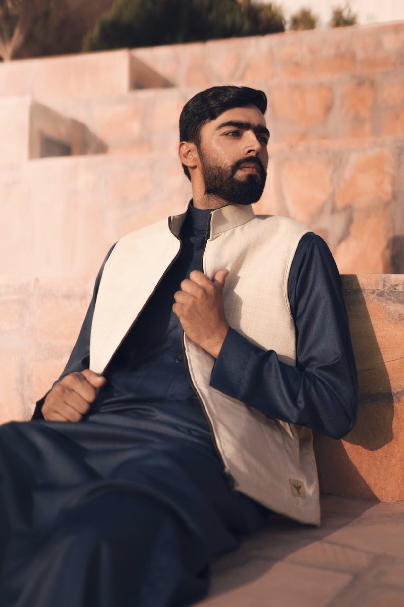 sultantw2's tweet photo. لا شيء يعيقك عن النجاح ما دمت تثق في ذاتك @muhammadwaqas1_
Dreams come true

Insta: vel.saudi
Photographer insta: codyryan

@LovinSaudi
@tamimi1_1
@mzmznet
@CelebrityArb
@Ayar2030
@GorgeousImage0
#Vel https://t.co/nZyZLccmhm