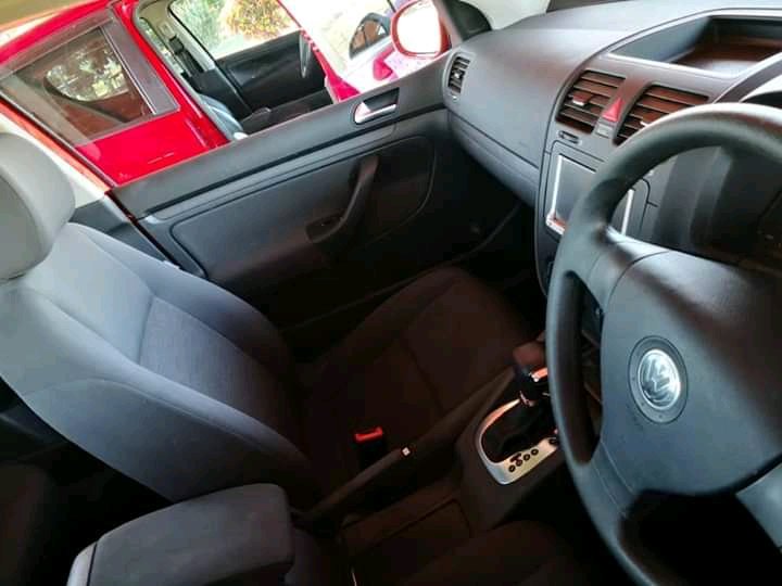 RsAutoDealerSD's tweet photo. New from Japan
VW  Golf 5
Auto
Low KMs
E65 000
Call 76931707/79931707
#gomoramzansi 
#TiniTwitter https://t.co/NerirsXkiM