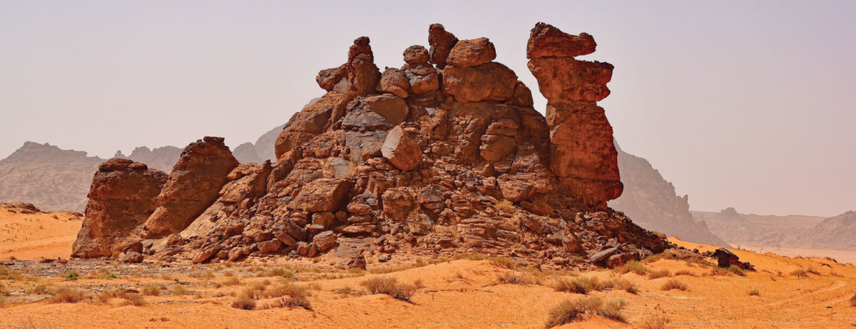 ExplorersClub's tweet photo. Members: Want to find out the latest news about the Club and Members worldwide? Keep up-to-date w/ the #ECLog, available both in print and digital versions. Explore articles and Flag & Honors news from Dr. Christoph Baumer's expedition, "Research of Petroglyphs
of Saudi Arabia." https://t.co/0icPLEujJK
