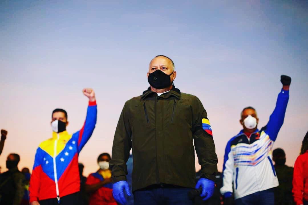 Fuerza Compañero .<a href="/dcabellor/">Diosdado Cabello R</a> Dios, José Gregorio Hernández y Chávez están contigo. Desde el municipio #Torbes en el #Tachira te enviamos bendiciones y oramos por tu pronta SANACIÓN. #VenezuelaconDiosdado <a href="/Alcaldiatorbes1/">Roberto Lobo Alcalde</a>