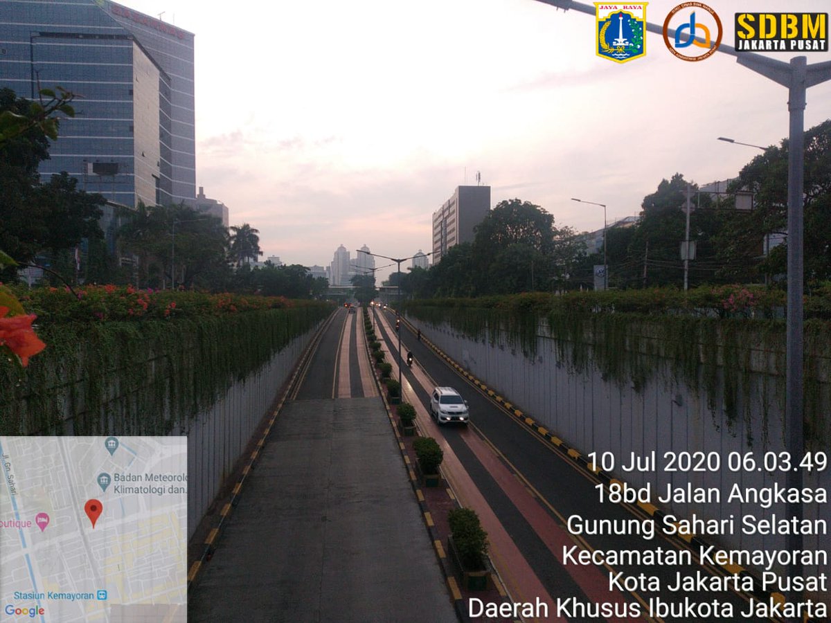 binamargajakpus's tweet photo. Monitoring Kondisi lalin di Underpass Angkasa, Matraman, Senen dan Dukuh Atas Wilayah Jakarta Pusat, Terpantau dalam Kondisi Aman, lancar dan Cuaca cerah. Jumat (10/07/2020)

#DKIJakarta
#BinaMargaDKI
#aniesbaswedan
#HariNugroho
#underpass
#binamargajakpus https://t.co/UOqNXNFmec