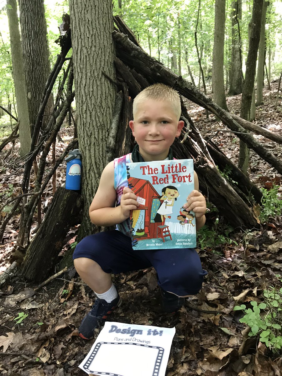 JanemarieMckay's tweet photo. Today was STEM YOUR FORT DAY @RockHollowWoods. Thank you @MaierBrenda for the inspiration! The campers LOVED your book & creating forts! #RockHollowWoods #playoutside https://t.co/s2Lutdew5g