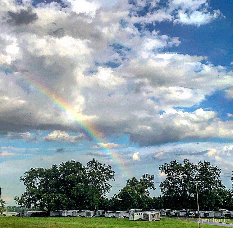 Beautiful rainbow at the Georgia Jr Beef Futurity in Perry, Ga. #stockshowlife #gawx @spann @RyanBeesleyFox5 instagram.com/p/CCcIlyNJZOP/…