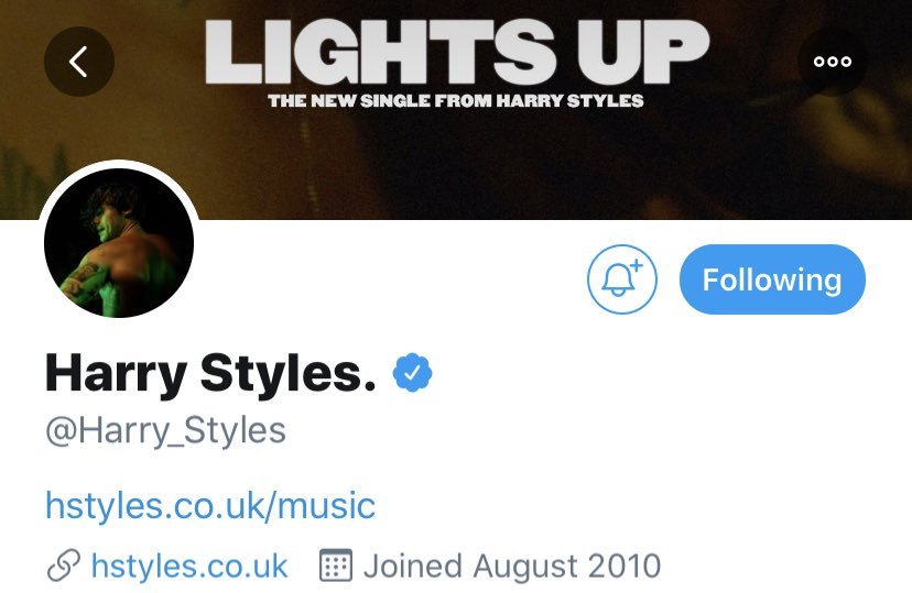 19. harry’s twitter layout, website layout and instagram icon change. at this point we’re all just staring at our phone screens with mouths wide open