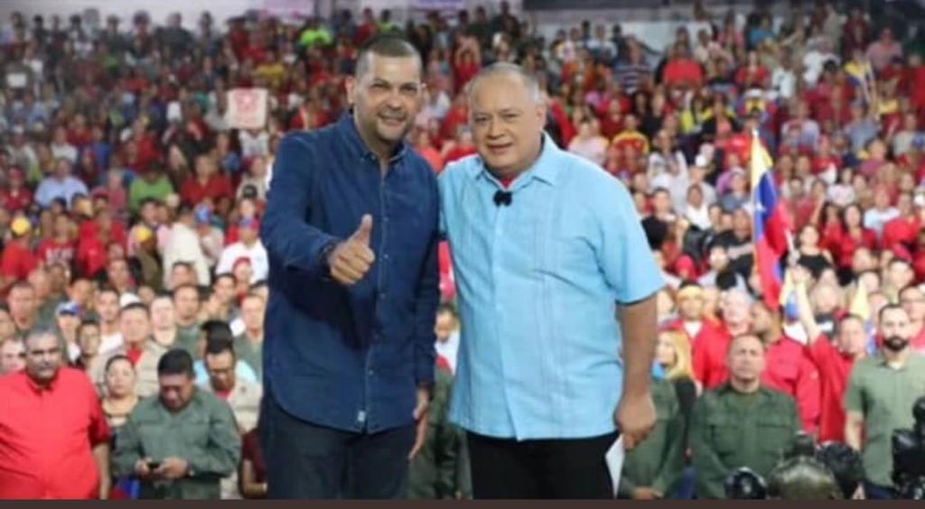 GermanMarquezgt's tweet photo. Camaradas @dcabellor y @OmarPrietoGob, todo mi apoyo y solidaridad con ustedes. Venceremos esta y todas las batallas por venir, que la bendición de Dios les permita una pronta recuperación para continuar con el firme legado de servir al Pueblo venezolano. https://t.co/VNMQbkf9YU