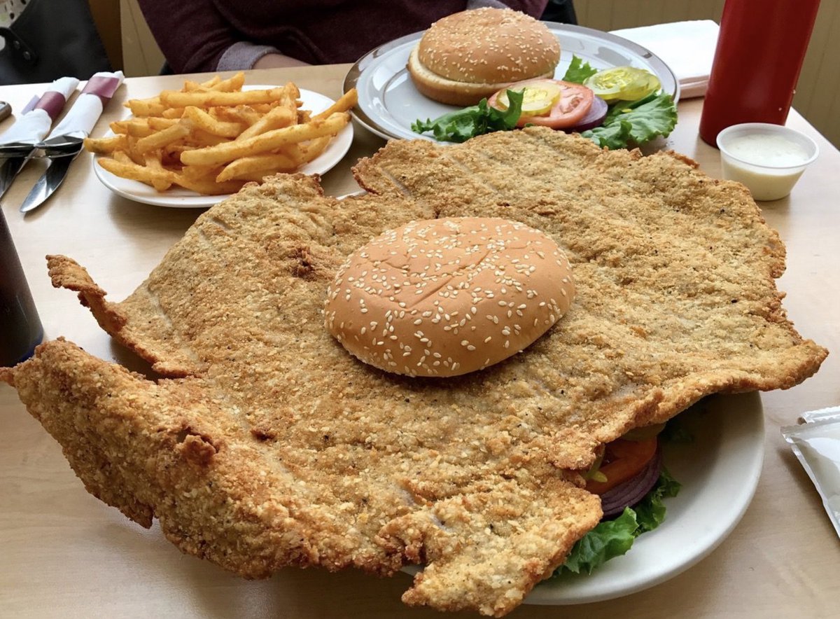 Mrs_Langrish's tweet photo. If you’ve ever had one of these then you know there’s more than cooooorrrrn 🌽 in this state. #namethatfood #whosyourfood #BoilerUp https://t.co/GjD8Gp8bT0