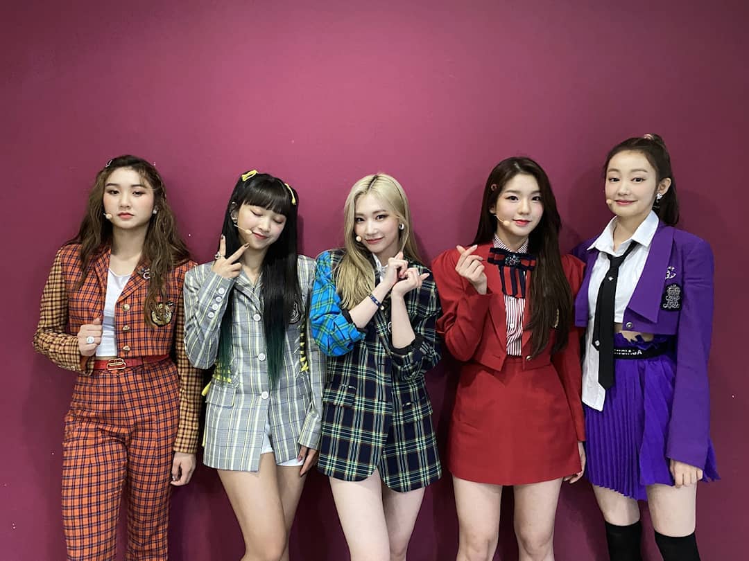 Hans10091's tweet photo. @K_Billboard @5ecretNumber @VineEnt_Music
#K_Billboard #WhoDis #WhoDis20M
#WhoDis20 #SECRETNUMBER #LÈA #DITA #JINNY #SOODAM #DENISE https://t.co/Nwb7tHjGWo