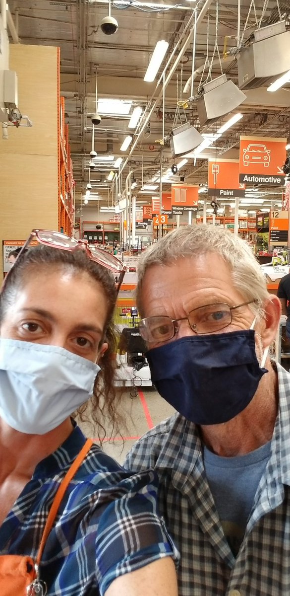 scorpio1497's tweet photo. @903 working today! 😷😷❤ https://t.co/Jy1uznS8LY