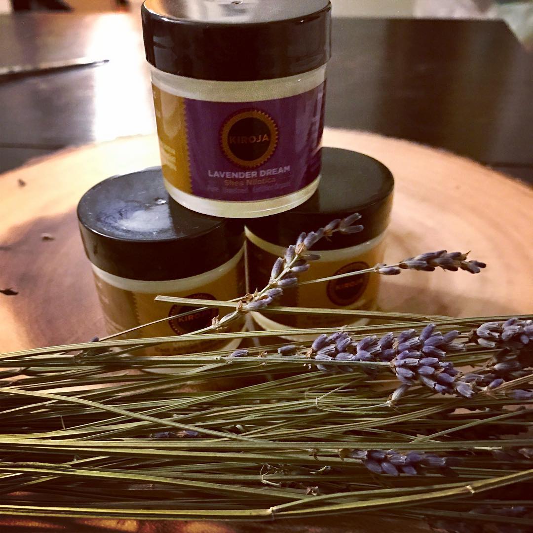 Kirojashea's tweet photo. A little something is coming your way! 

Sign up at https://t.co/FDt4XCz8vs for more details!

#kirojashea #organicbeauty #organicskincare #naturalbeauty #greenbeauty #crueltyfree https://t.co/Rgf2UfxdZp
