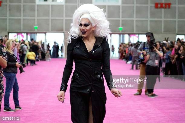 A thread dedicated to the absolutely stunning Sharon Needles