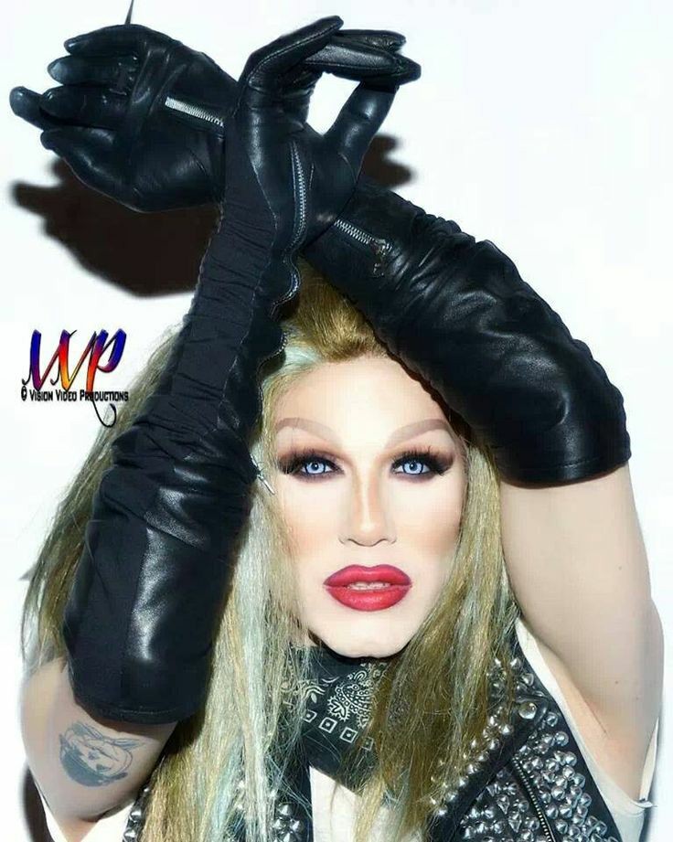 A thread dedicated to the absolutely stunning Sharon Needles