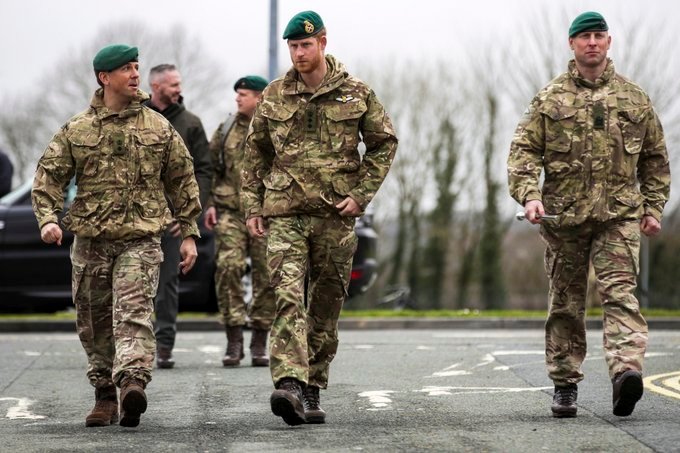 AgathedeLili's tweet photo. #DearPrinceHarry, you had it all: fame, palaces, prestige. To keep that, they had to bully ur wife, talk for u, decide for u. You said NO.
You chose to leave huge privilege behind, to protect your family & build your own legacy. You are a strong charismatic good man. We know it! https://t.co/tLATi0ESvI