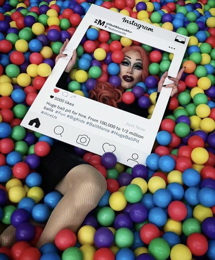 A thread dedicated to the absolutely stunning Sharon Needles