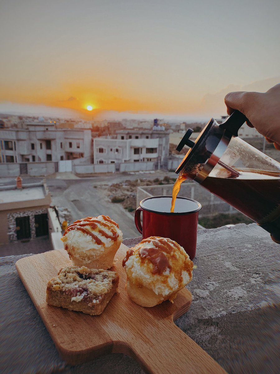 Tweet Sastra tweet media