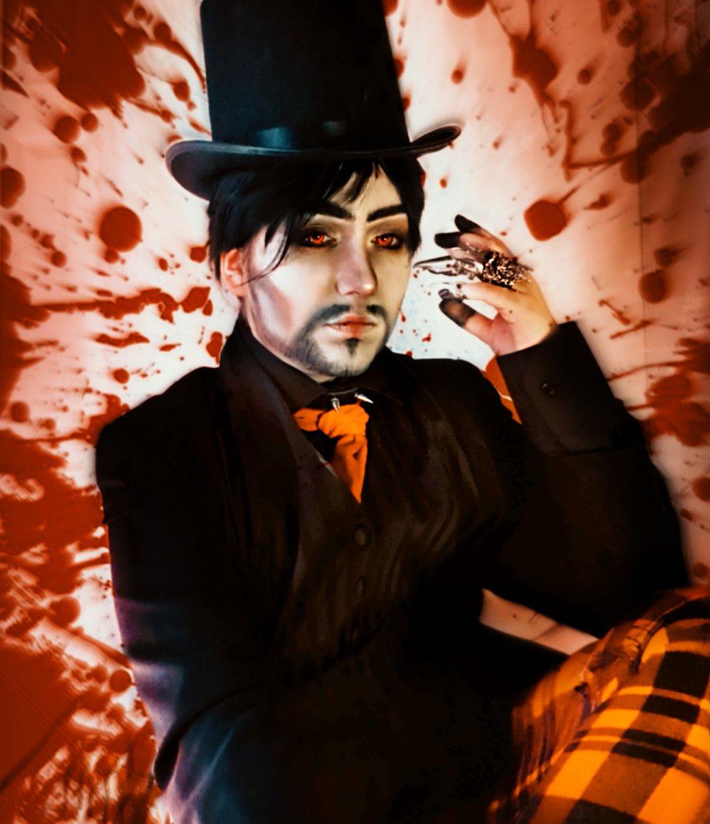 _madmischief's tweet photo. #JulianSlink Master of Ceremonies, God of the Stage. A character I will never forget. 🥺💖 @CunninghamColin @BloodDriveSYFY #BloodDriveSyfy https://t.co/saKKCsYu01