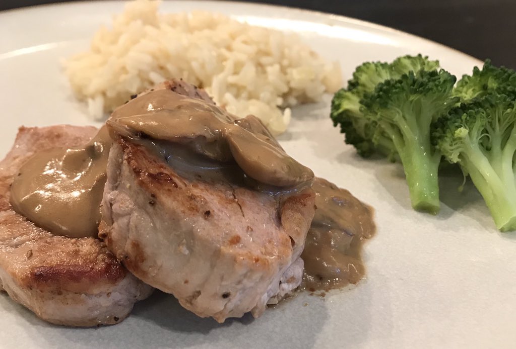 jeep_potvin's tweet photo. Simple recipe for a simple #ThankYouThursday to #CdnAgHeroes for making this meal possible. #gcaggie https://t.co/5s36QsuM3l