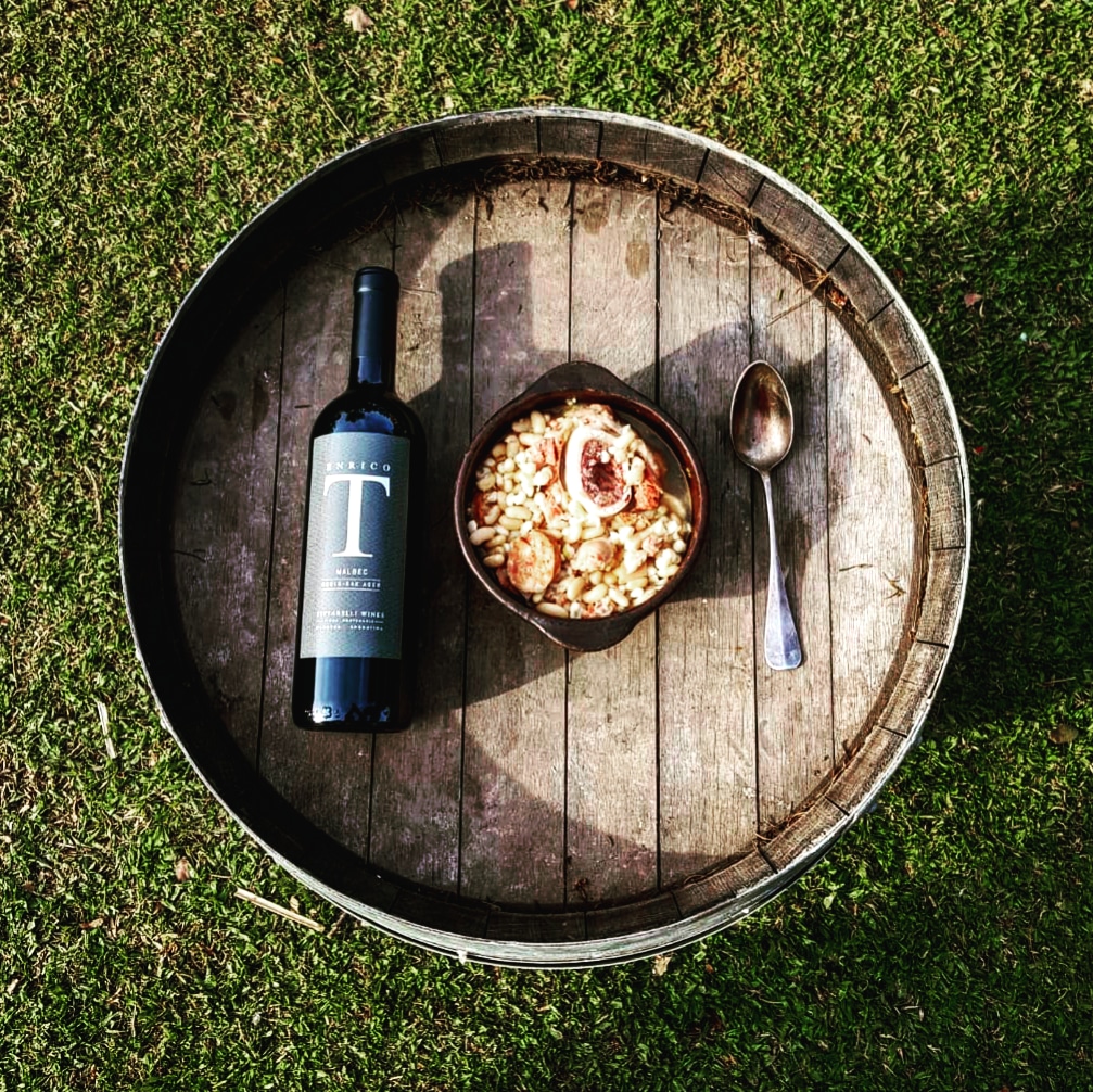 TittarelliWines's tweet photo. #9DeJulio #vino  Un Brindis en honor al pueblo Argentino 🍷🇦🇷 https://t.co/OHUALy6dMm