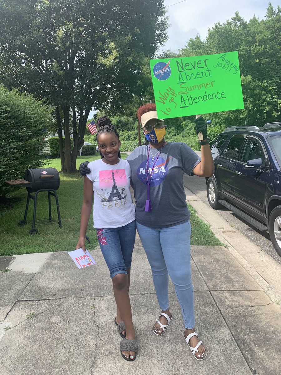 Teachinmama0723's tweet photo. Celebrating Smith Elementary’s Virtual S.T.R.E.A.M. Camp STREAMgineers’ perfect attendance!
#HCSOST #VA21stCCLC #HamptonCSchools #21stCentury #VPOST #afterschool #CJSmithSharks https://t.co/pKyEnRh3pZ